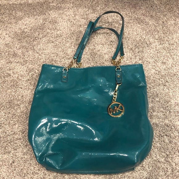 Michael Kors Purse - Picture 1 of 3